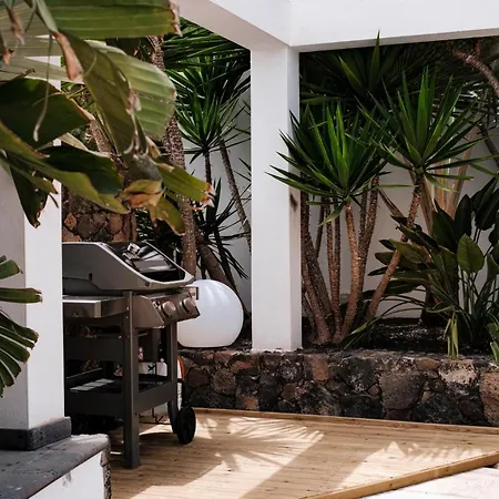 Βίλα Casa Chani With Heated Pool In El Roque